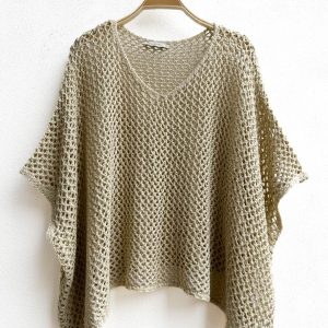 Poncho Tejido Boho: Ligereza y Estilo en Cada Movimiento