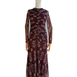 Vestido Largo con Estampado Floral