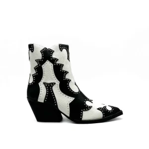 Botas Cowboy Tachas Corina M3780