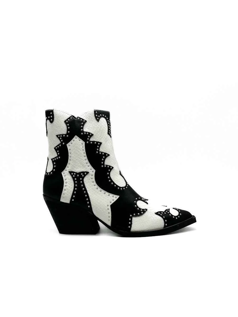 Botas Cowboy Tachas Corina M3780