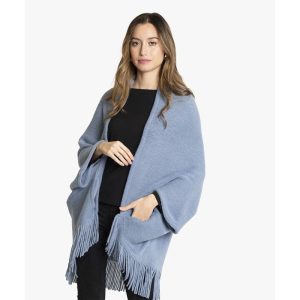 Poncho con flecos
