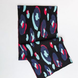 Leo Knit Scarf