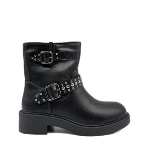 Botines Biker con Tachuelas y Hebillas Metálicas en Suela de Plataforma.