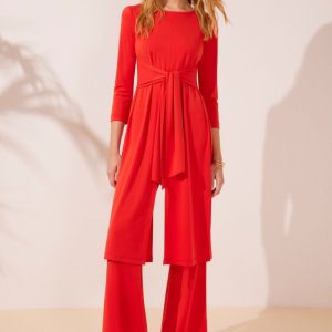 Conjunto con casaca larga y pantalón palazzo