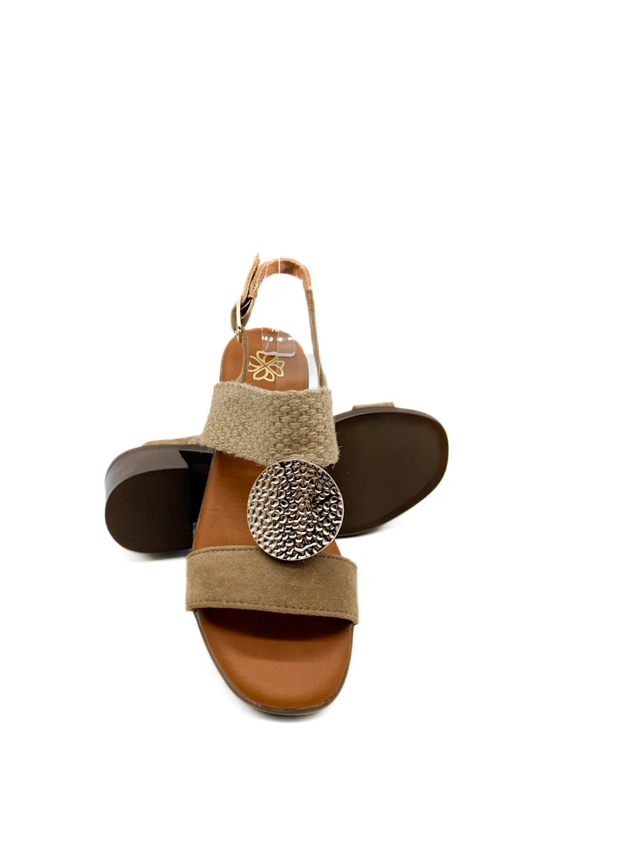 Sandalias de Tacón con Texturas y Detalle Metálico - Imagen 7