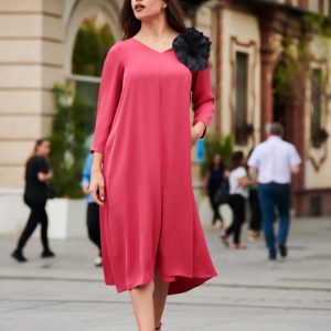 Vestido Midi Evasé con Flor