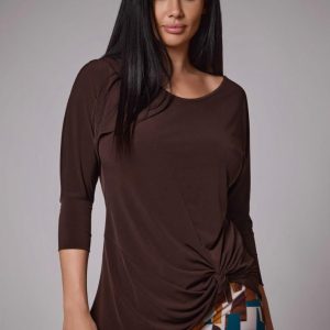 Camiseta nudo lateral