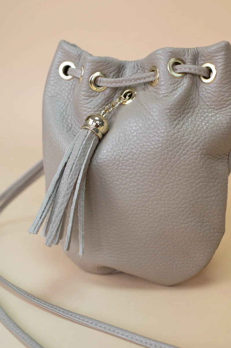 Mini Bolso Piel Carlota Taupe - Imagen 3