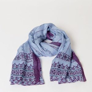 Pañuelo rectangular estampado