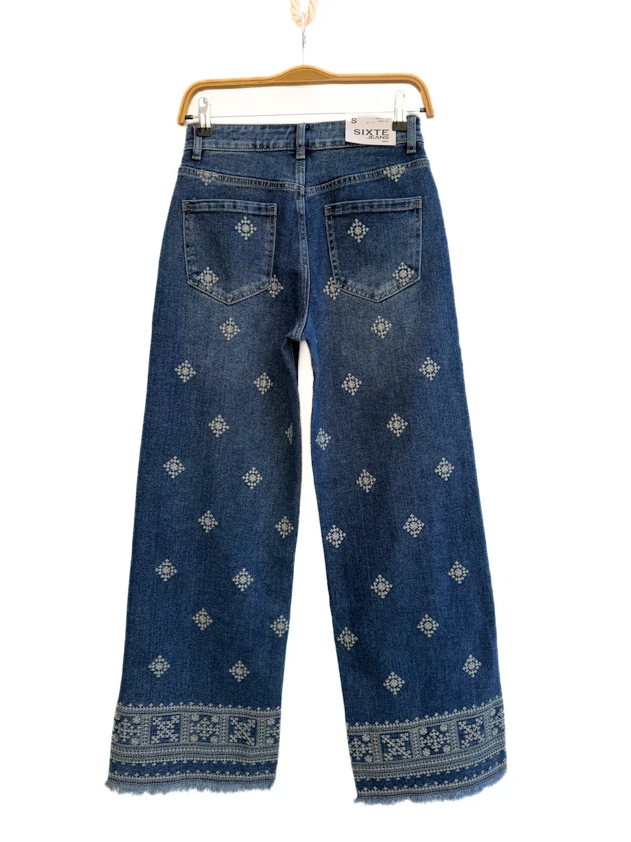 Jeans rectos con bordado étnico - Imagen 4