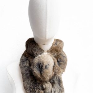 Cuello de Pelo Natural – Suavidad, Calidez y Elegancia