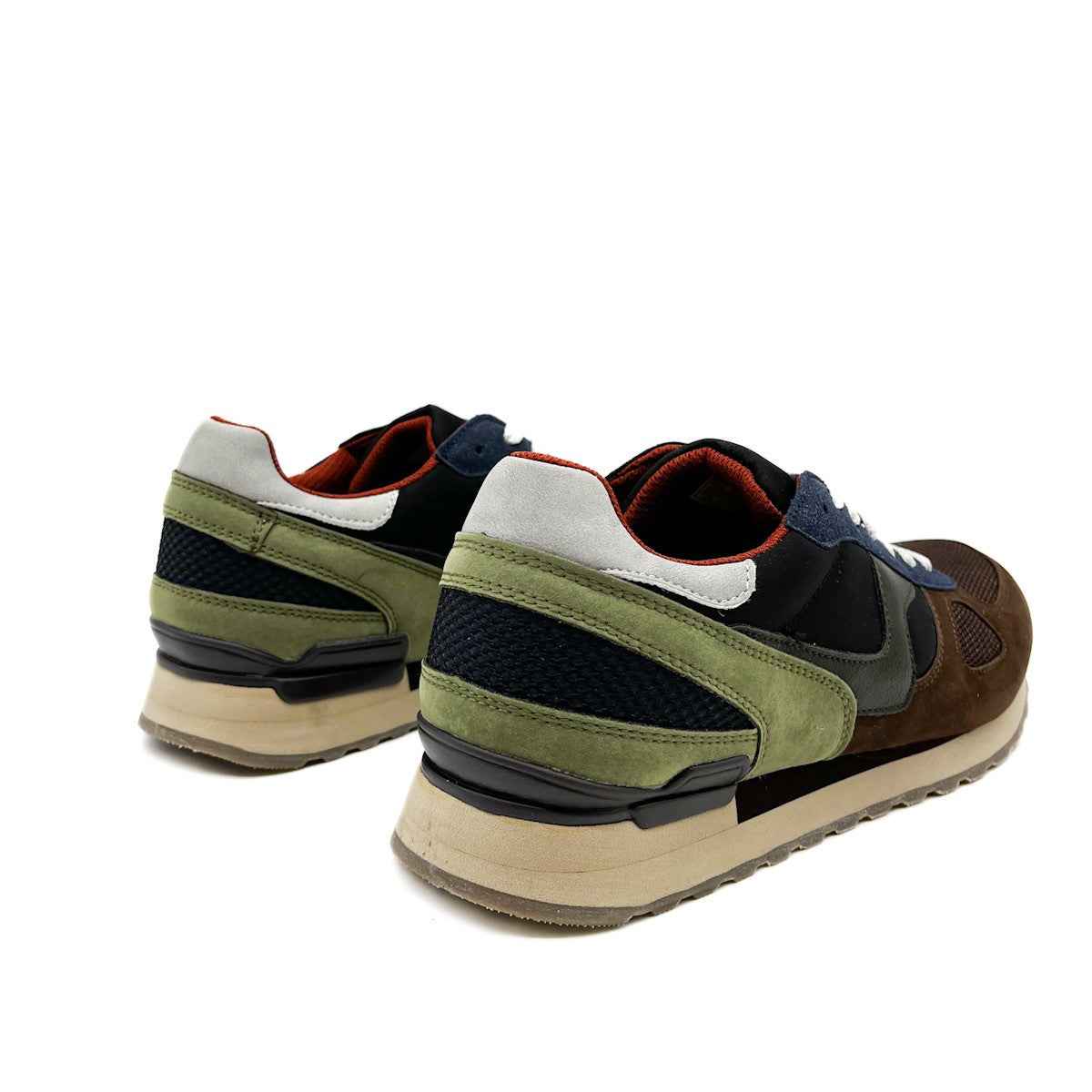 Zapatillas Deportivas Hombre Refefencia WR85186F - Imagen 4