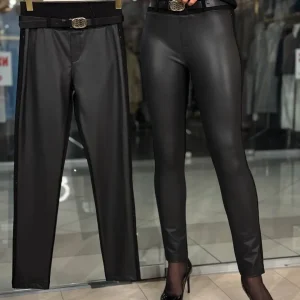 Pantalones con franjas laterales y pedrería