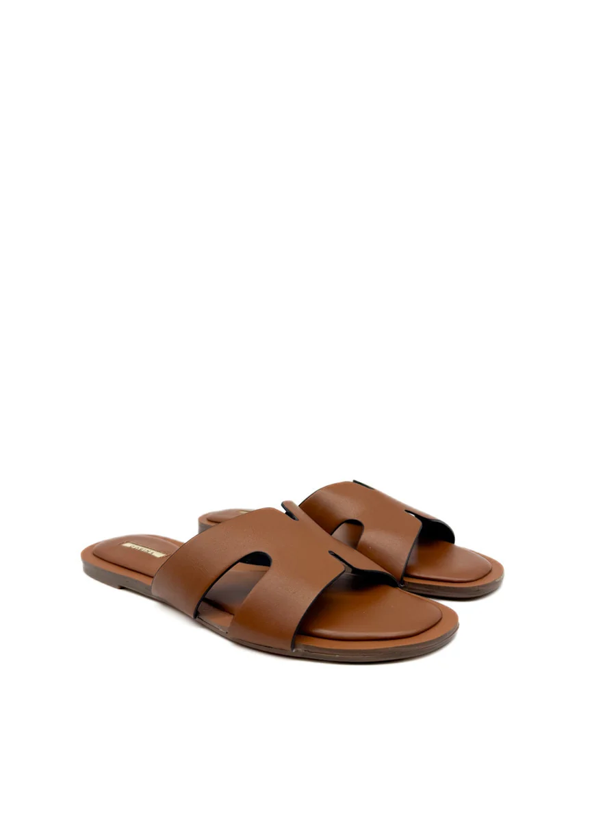 Sandalias Planas con Diseño en "H" – Elegancia y Comodidad - Imagen 3