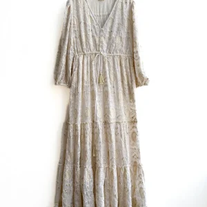 Vestido Largo Bohemio Bordado con Cordón Ajustable