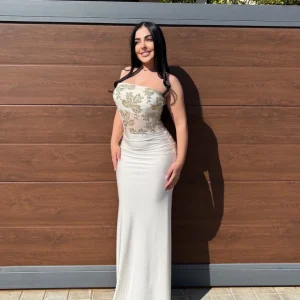 Vestido diva dorado