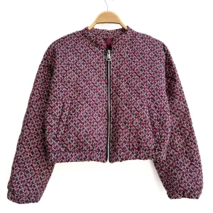 Chaqueta acolchada corta con estampado geométrico