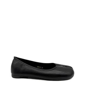 Bailarinas Tabi de Piel Sintética en Color Negro – Calzado Plano Vanguardista para Mujer