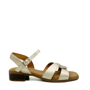 Sandalias de tacón bajo tiras cruza