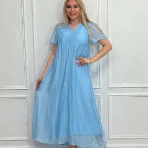 Vestido con escote pronunciado