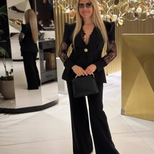 Conjunto con encaje