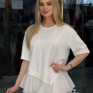 Camiseta con Detalle de Tul