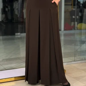 Pantalón con cinturón