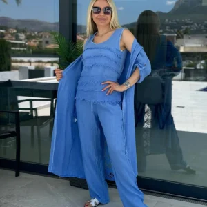 Conjunto tres piezas con capucha