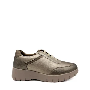Zapatilla Deportiva con Suela Extra Ligera y Diseño Metálico Sofisticado