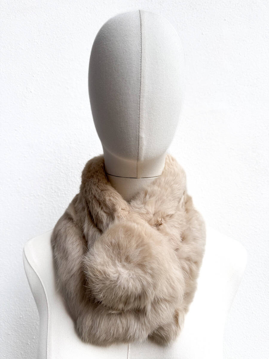Cuello de Pelo Natural – Suavidad, Calidez y Elegancia - Imagen 5