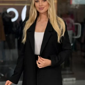 Traje con chaqueta larga
