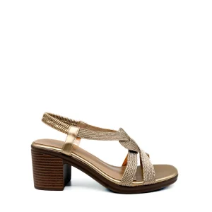 Elegantes Sandalias con Detalle Entrelazado