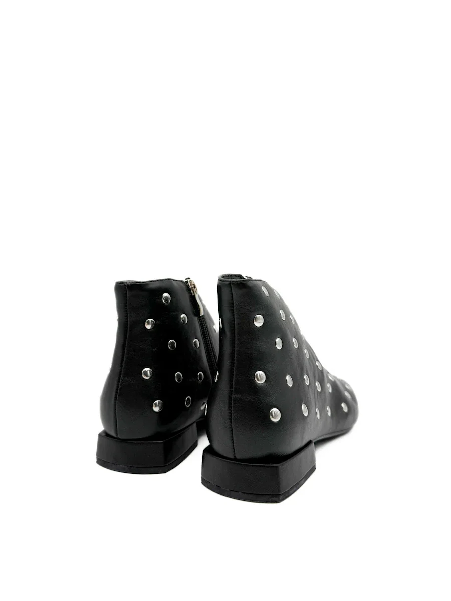 Botines Bajos de Mujer Negros con Tachuelas Plata, Puntera Cuadrada y Cremallera - Imagen 6