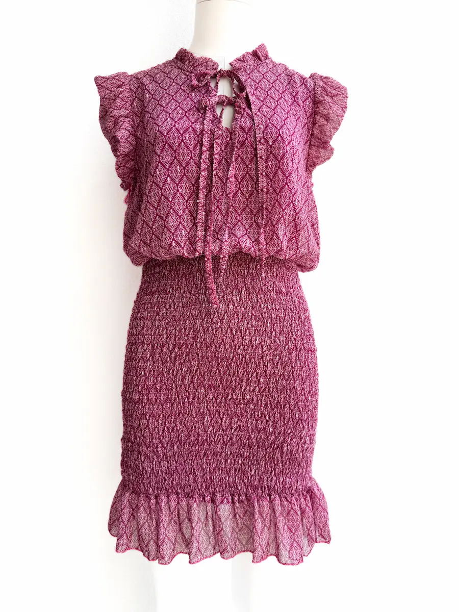 Vestido Corto Estampado con Nido de Abeja y Volantes