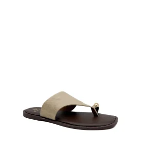 Sandalias Tipo Pala de Dedo con Detalle Metálico Dorado Mujer