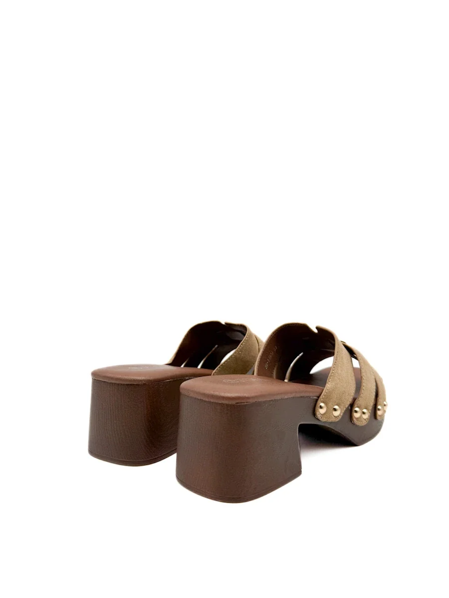 Sandalias de Plataforma Estilo Zueco con Tachuelas y Antelina - Imagen 7