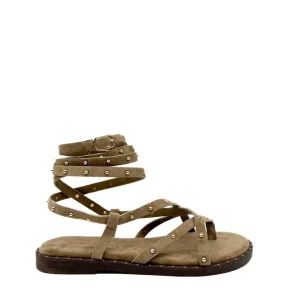 Sandalias Planas Estilo Romano con Tachuelas y Cierre al Tobillo - Colección Verano