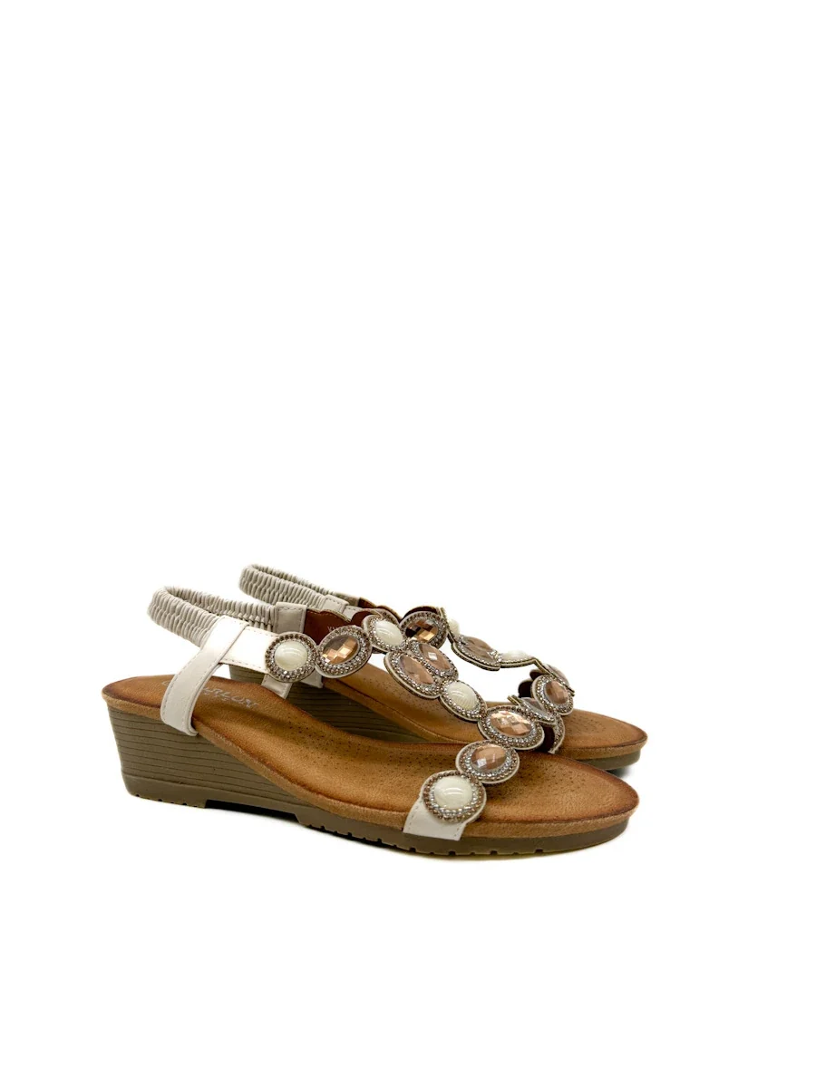 Sandalias de Cuña Baja con Pedrería y Tira Elástica Estilo Joya - Imagen 6
