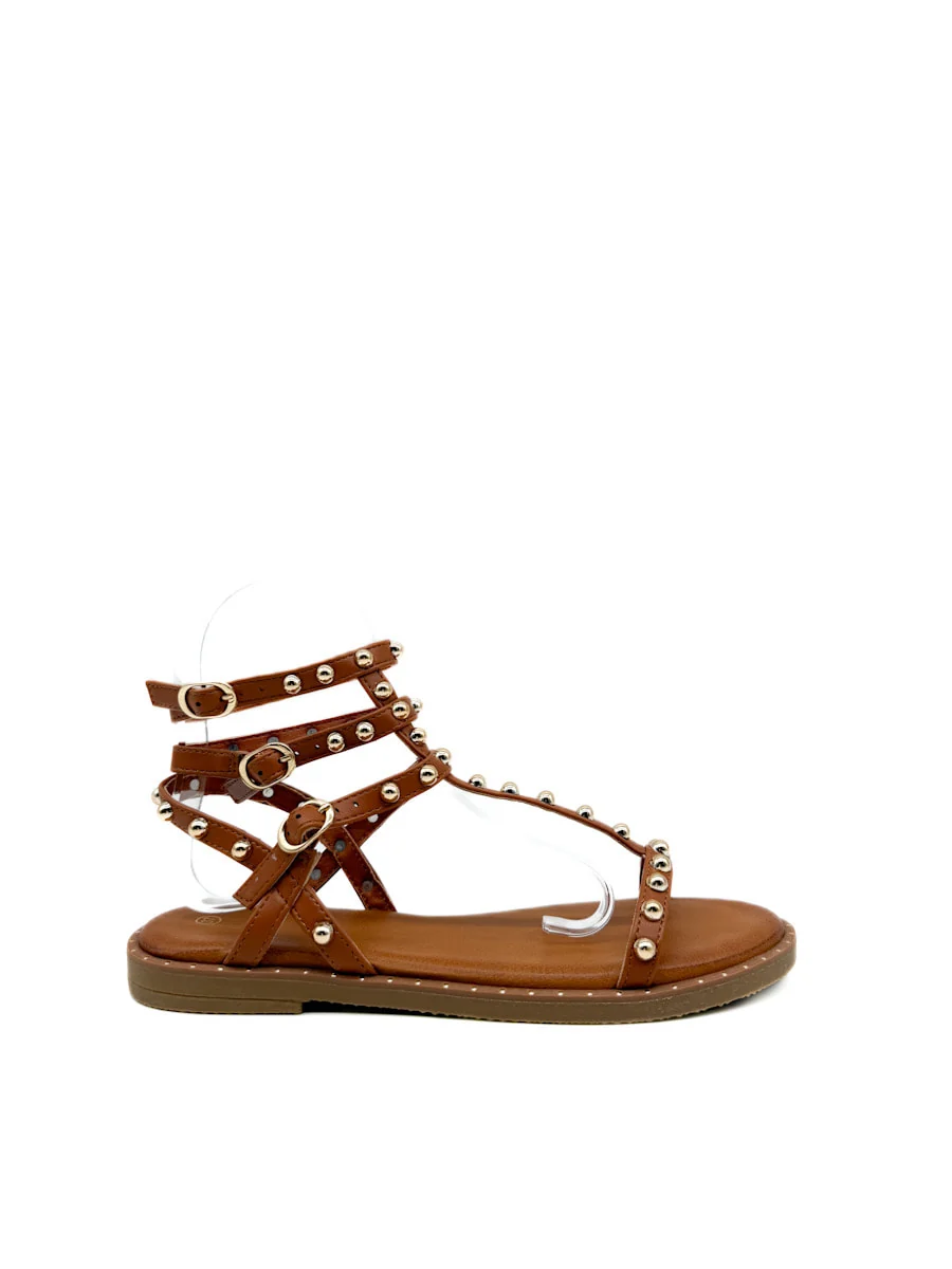 Sandalia Romanas Camel con Tachuelas Metálicas
