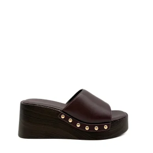 Sandalias de Cuña Tipo Zueco con Plataforma Efecto Madera y Tachuelas