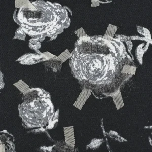Tejido Paño Flores Gris