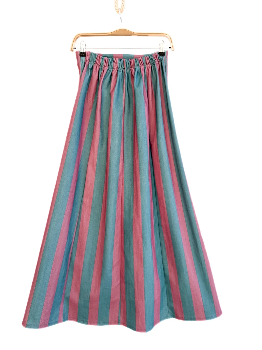 Conjunto de Blusa y Falda a Rayas – Venta por Separado - Imagen 8
