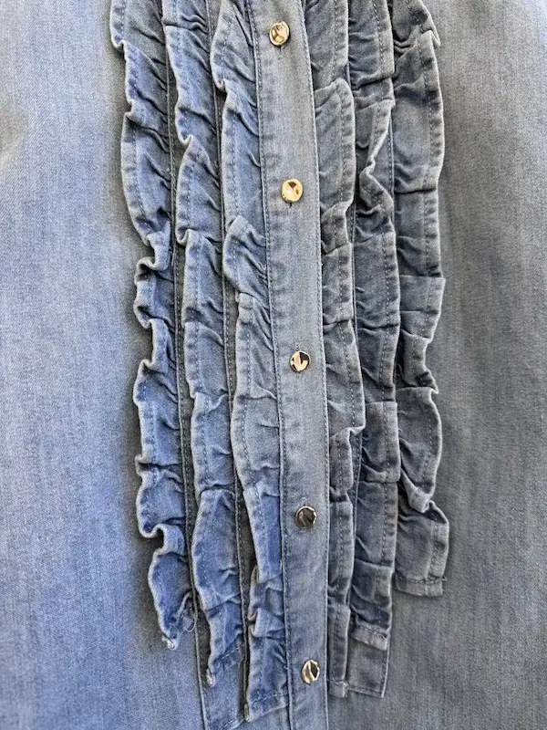 Camisa Denim con Volantes Frontales - Imagen 5