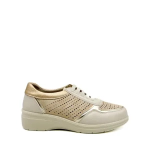 Deportivo de Confort con Microperforados y Detalles en Oro