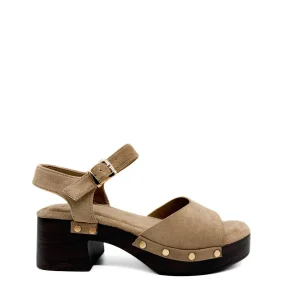 Sandalia Zueco de Plataforma con Pulsera y Tachuelas