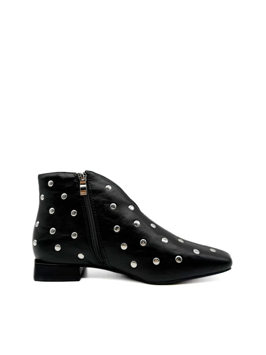 Botines Bajos de Mujer Negros con Tachuelas Plata, Puntera Cuadrada y Cremallera - Imagen 3