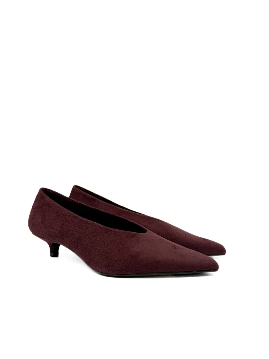 Zapato de Salón en Antelina con Tacón Sensato y Punta Afilada - Imagen 3