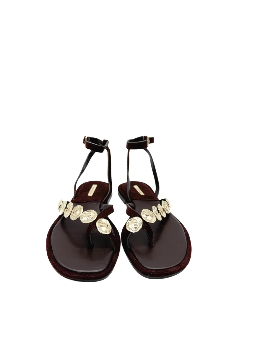 Sandalias de Dedo Boho con Discos Dorados y Tira Ajustable para Mujer - Imagen 4