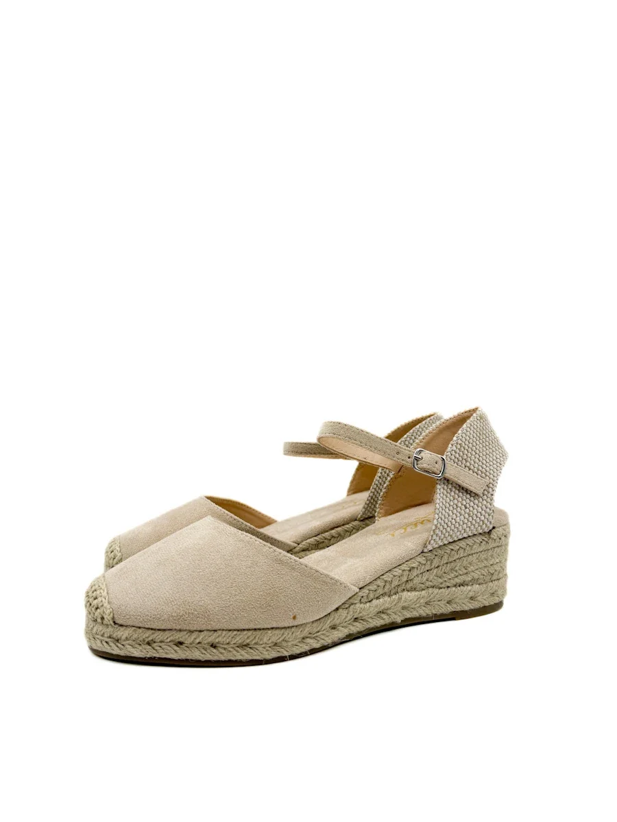 Alpargatas de Cuña Media en Antelina Beige con Detalle de Ganchillo - Imagen 5