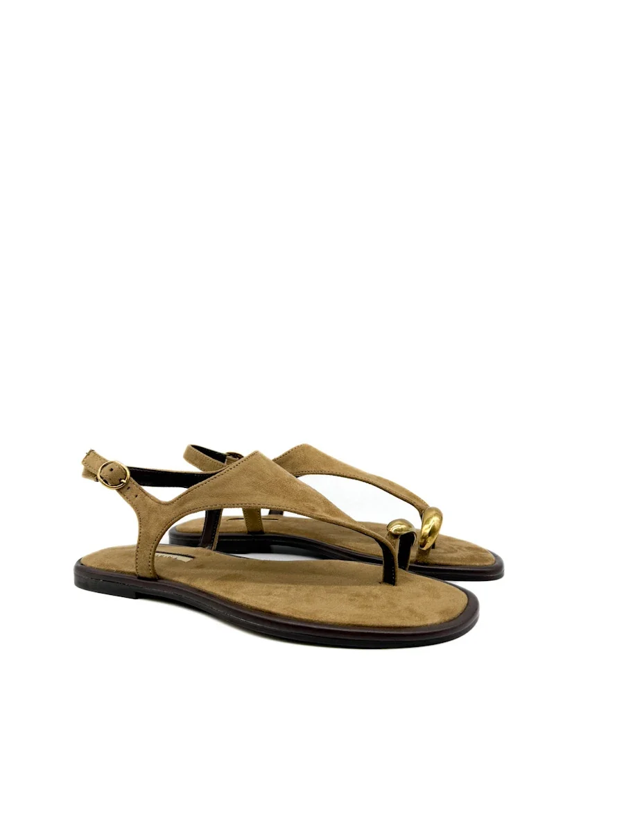 Sandalias Minimalista en Ante con Detalle de Anillo Dorado - Imagen 4
